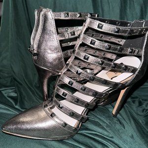 Someone Said Sexy? Metallic Cut-Out Closed Toe Stilletto